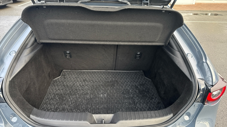 Mazda 3 2.0 e-Skyactiv X MHEV [186] Sport Lux 5dr Petrol Hatchback